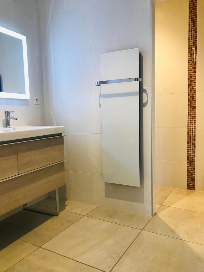 Ferme St Pierre 2 Suites Avec Repas, Piscine, Clim, Cheminee Ou Baignoire Spa Chabeuil Buitenkant foto