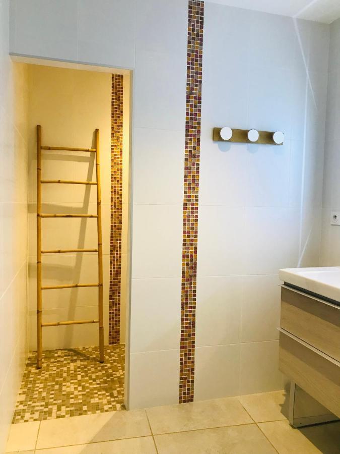 Ferme St Pierre 2 Suites Avec Repas, Piscine, Clim, Cheminee Ou Baignoire Spa Chabeuil Buitenkant foto