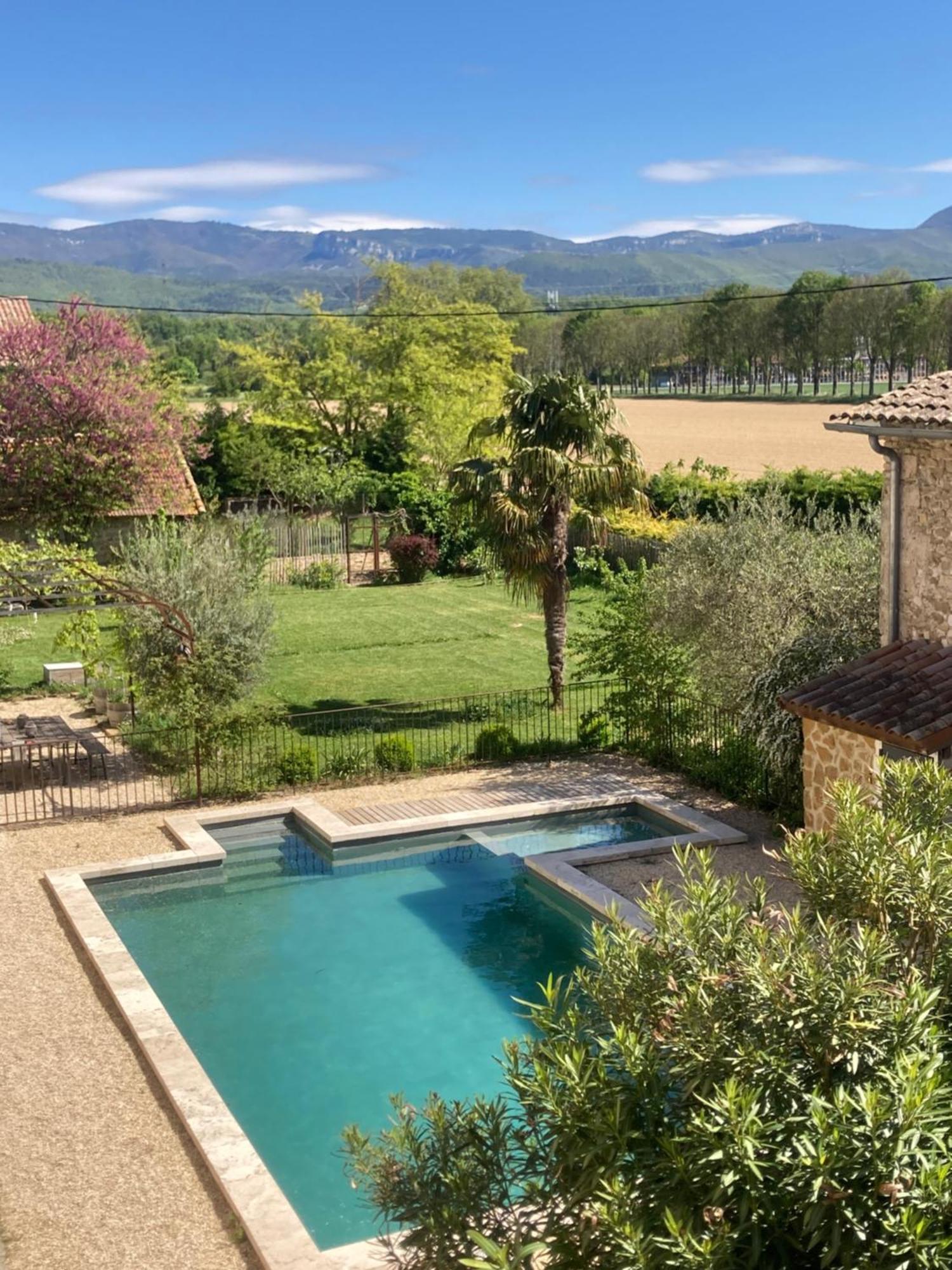 Ferme St Pierre 2 Suites Avec Repas, Piscine, Clim, Cheminee Ou Baignoire Spa Chabeuil Buitenkant foto